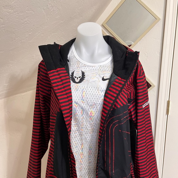 Sessions Snowboard Jacket - Picture 15 of 16